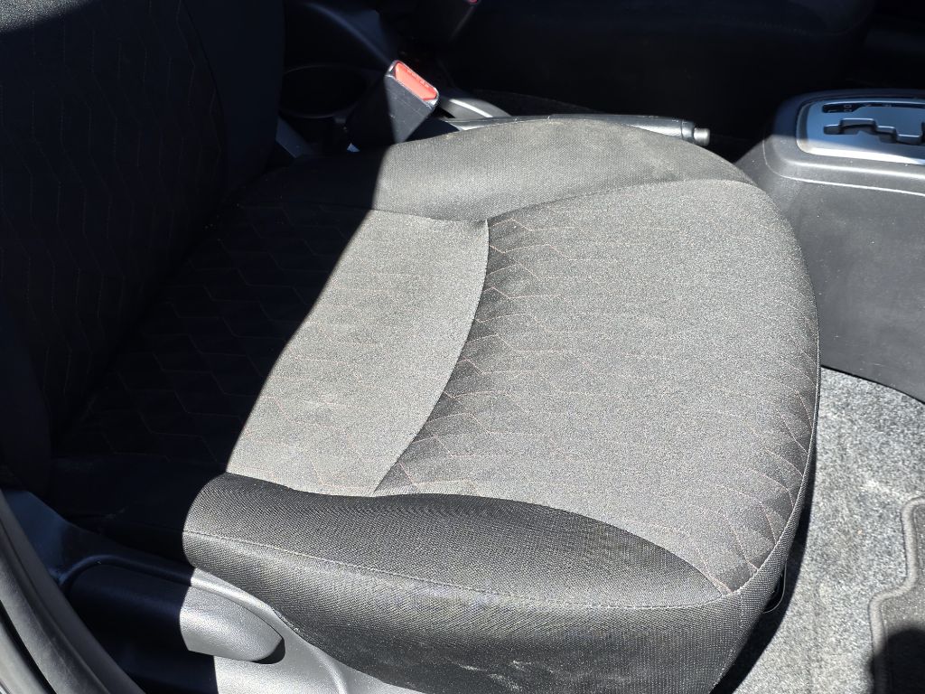 Photo 19 of this MITSUBISHI MIRAGE