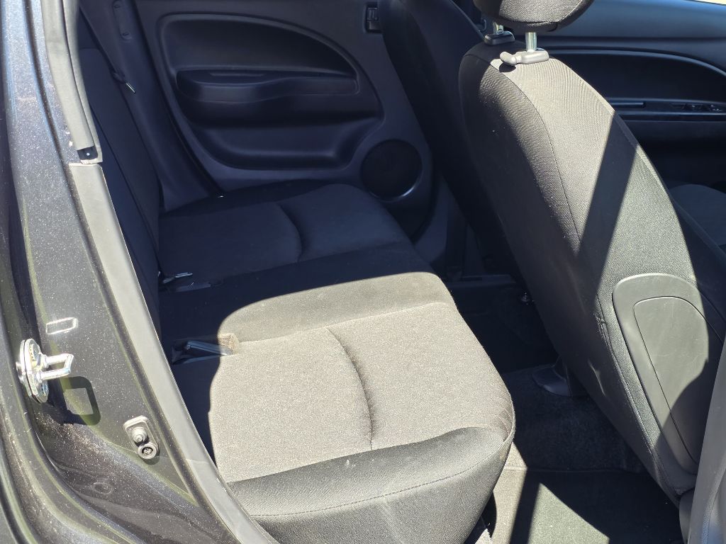 Photo 17 of this MITSUBISHI MIRAGE