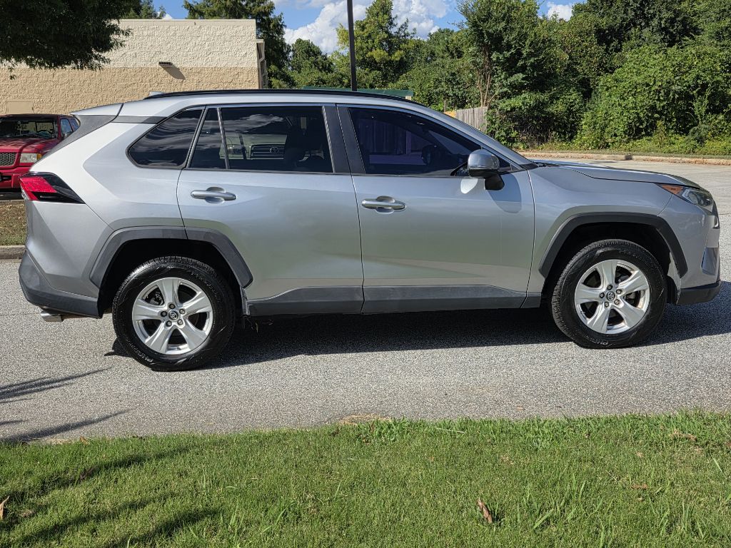 Photo 6 of this TOYOTA RAV4