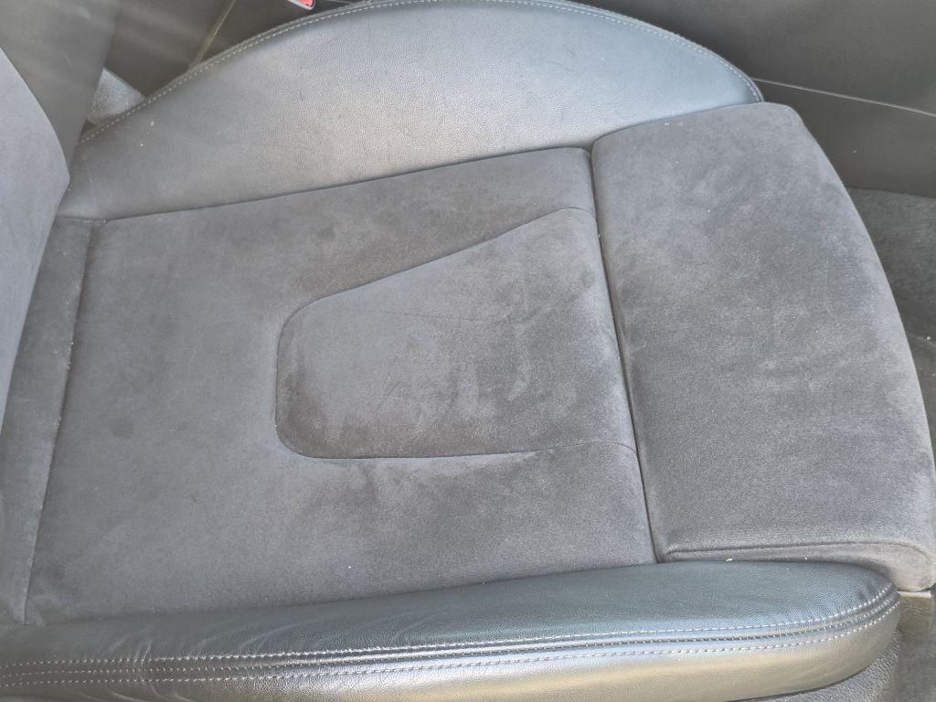 Photo 22 of this AUDI S4