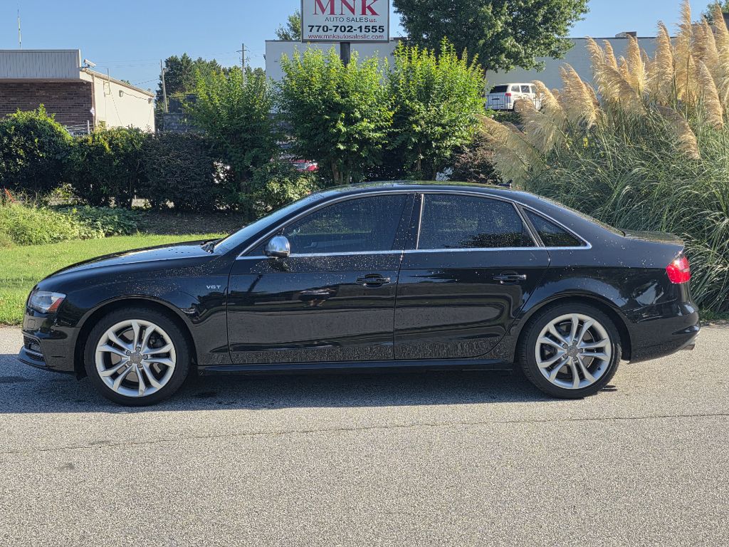 Photo 2 of this AUDI S4