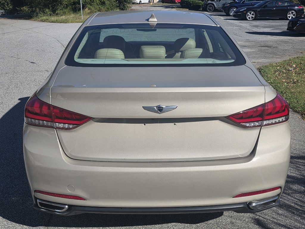 Photo 4 of this HYUNDAI GENESIS