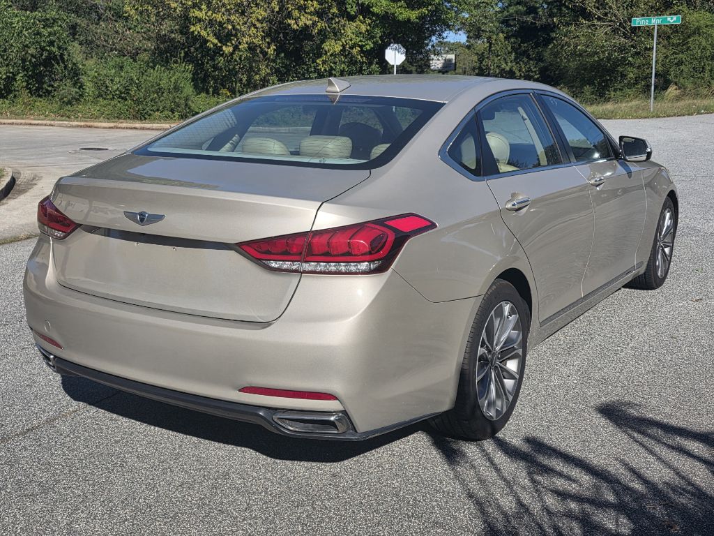 Photo 5 of this HYUNDAI GENESIS