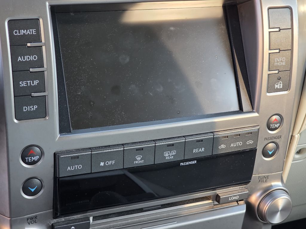 Photo 33 of this LEXUS GX