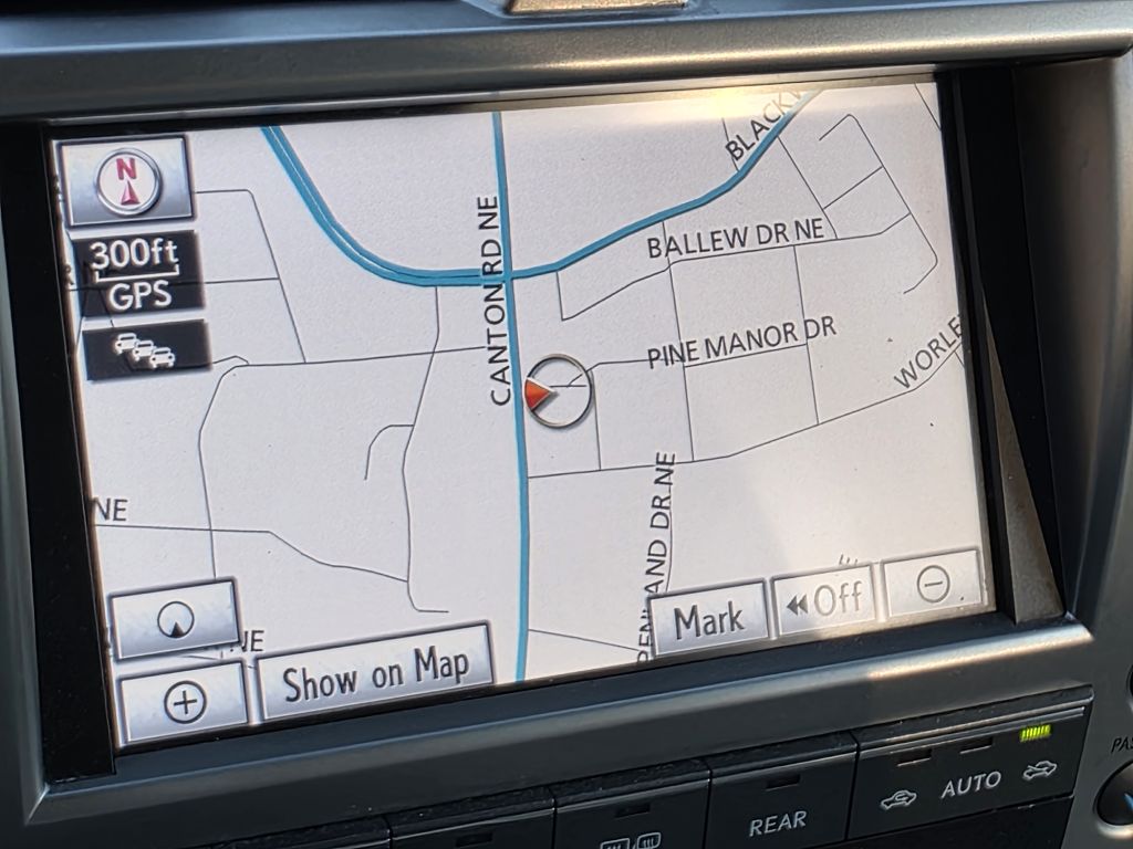 Photo 38 of this LEXUS GX