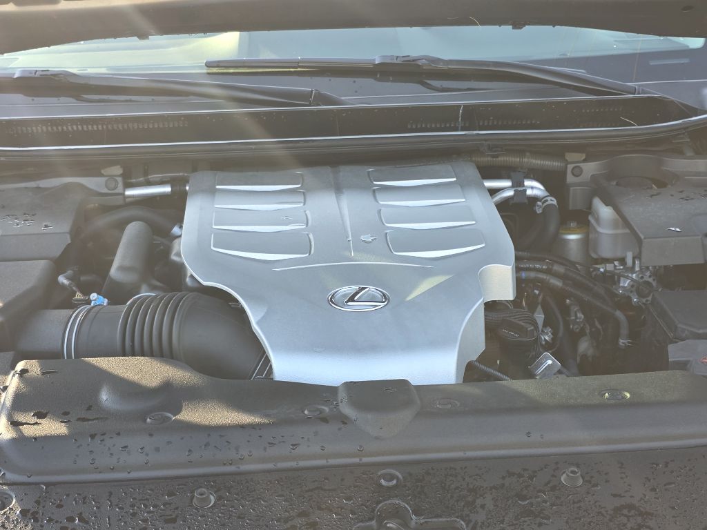 Photo 27 of this LEXUS GX