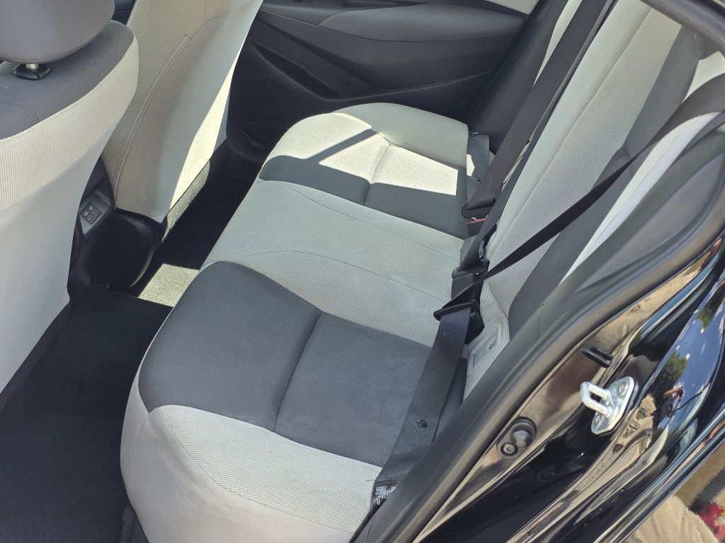 Photo 14 of this TOYOTA COROLLA