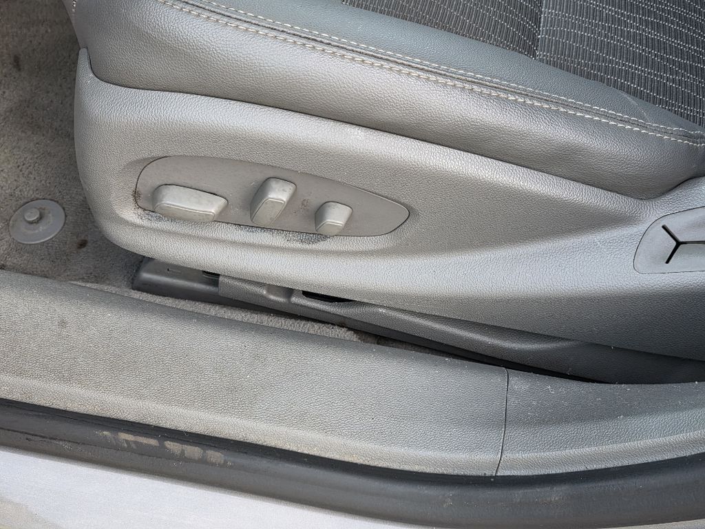 Photo 11 of this CHEVROLET IMPALA