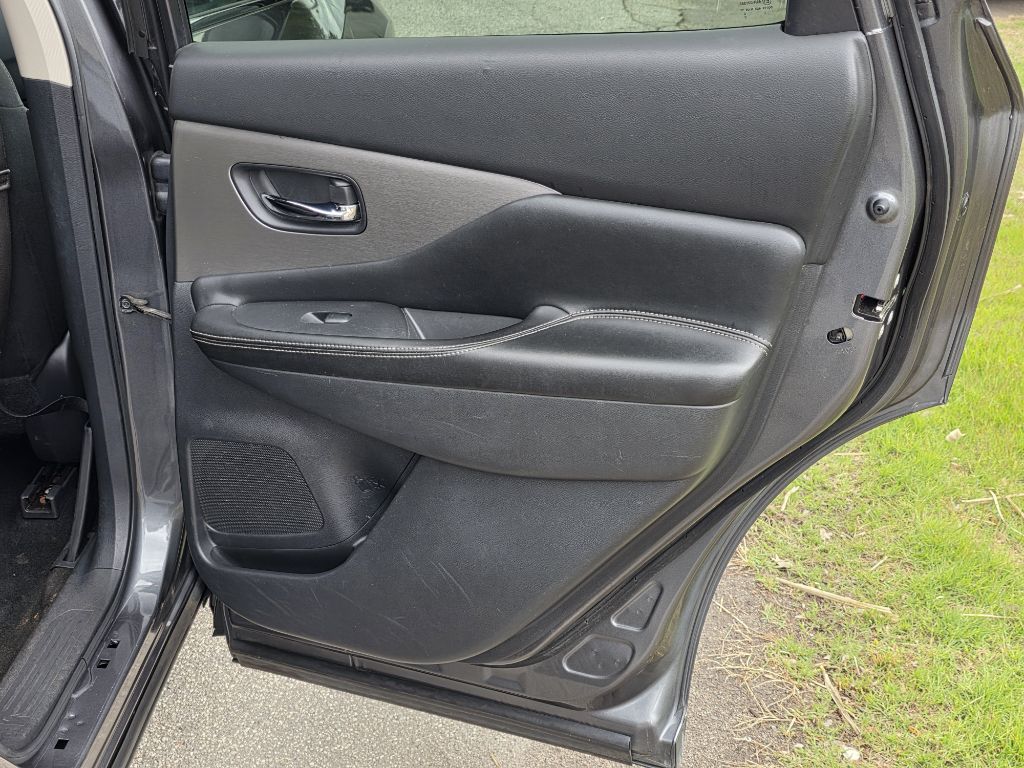 Photo 17 of this NISSAN MURANO