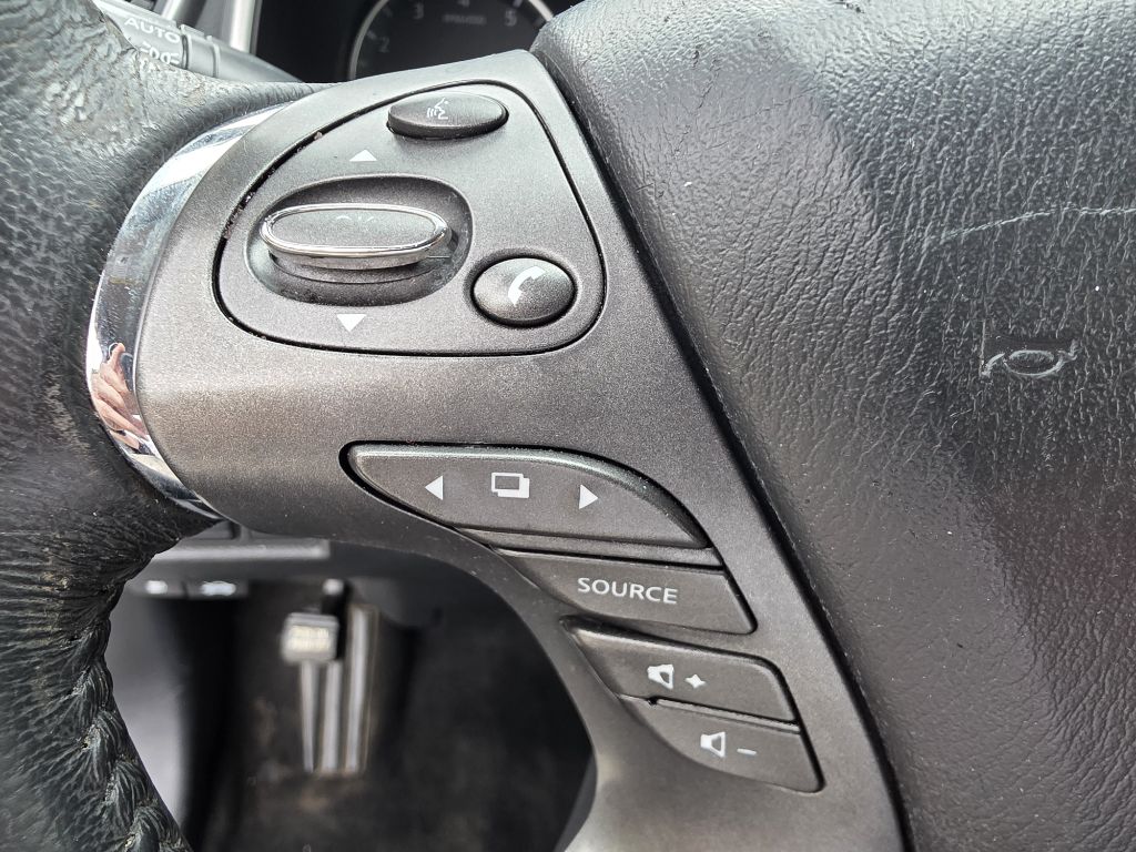 Photo 26 of this NISSAN MURANO