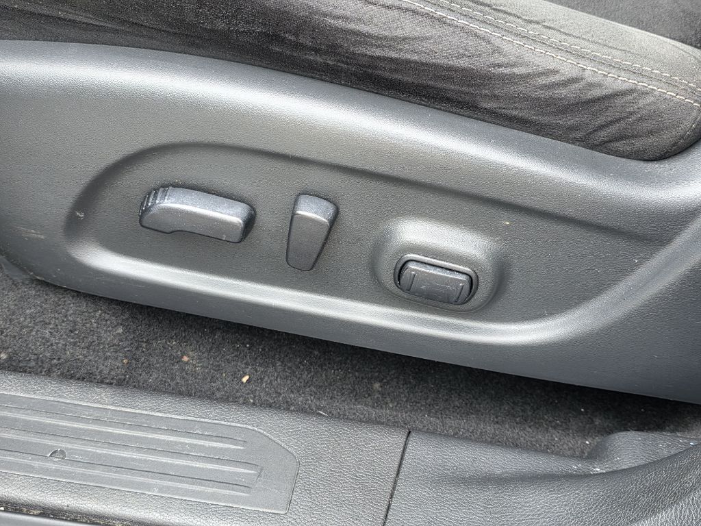 Photo 11 of this NISSAN MURANO