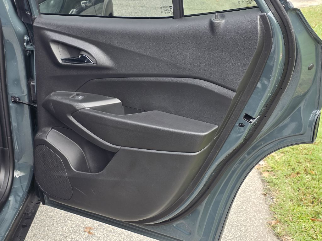 Photo 18 of this CHEVROLET TRAX