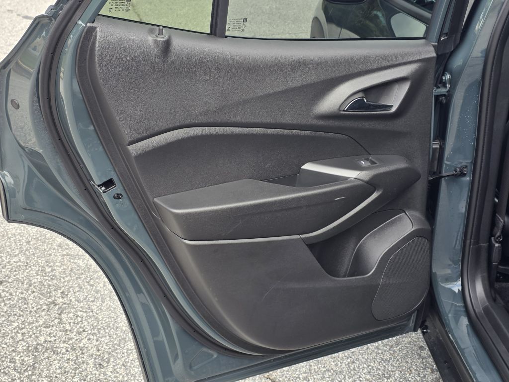 Photo 13 of this CHEVROLET TRAX