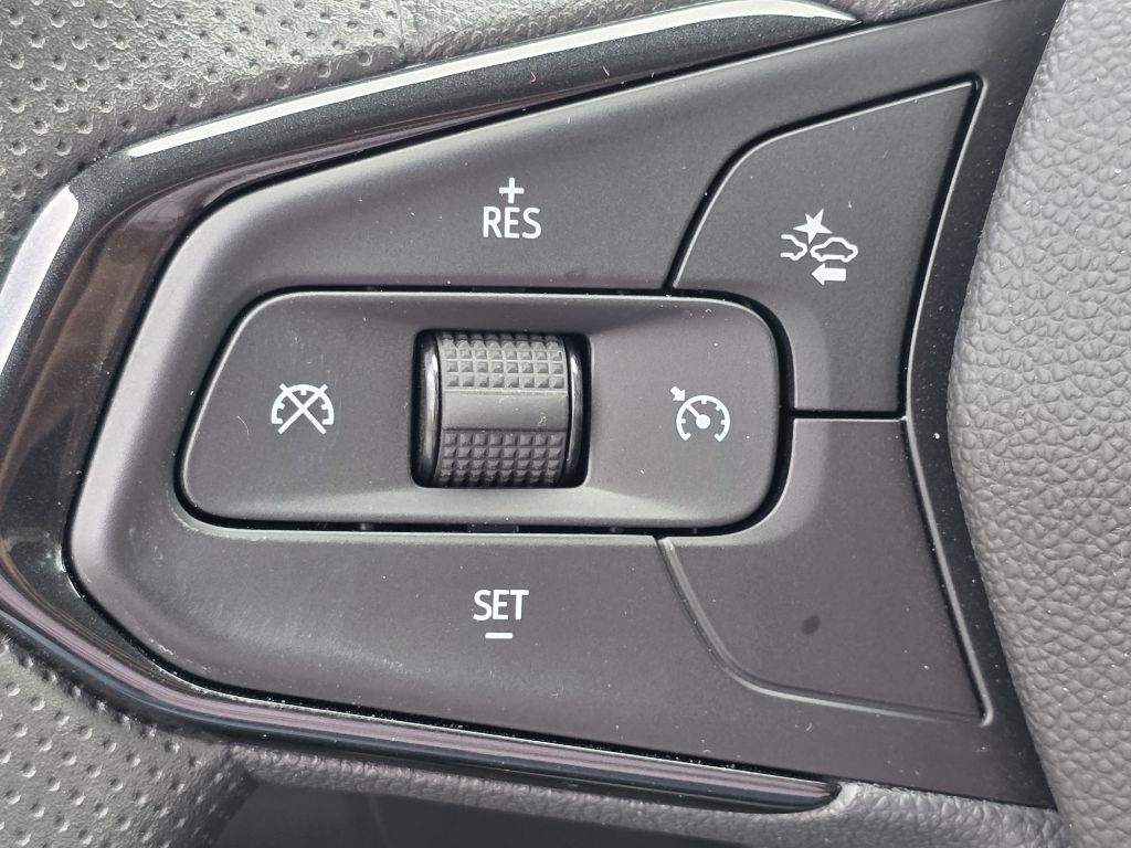 Photo 24 of this CHEVROLET TRAX