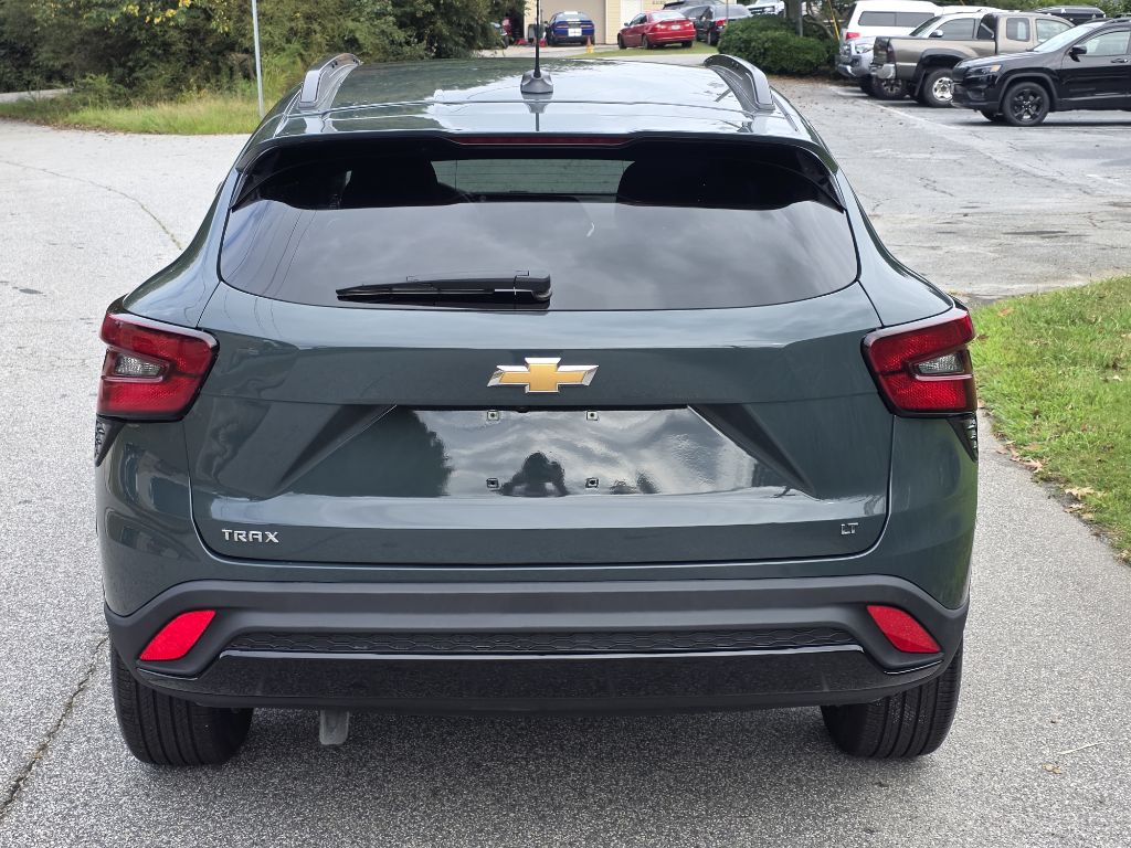 Photo 4 of this CHEVROLET TRAX