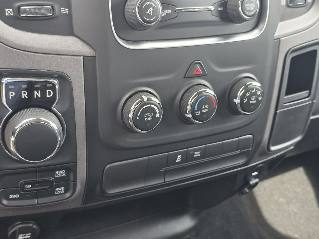 Photo 27 of this RAM 1500 CLASSIC