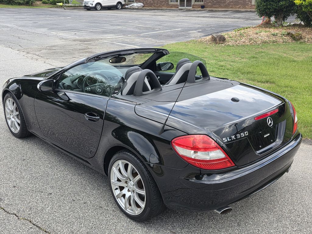 Photo 22 of this MERCEDES-BENZ SLK