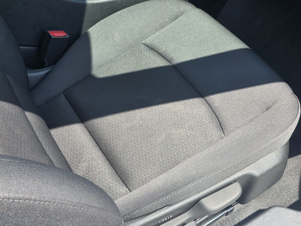 Photo 21 of this CHEVROLET MALIBU