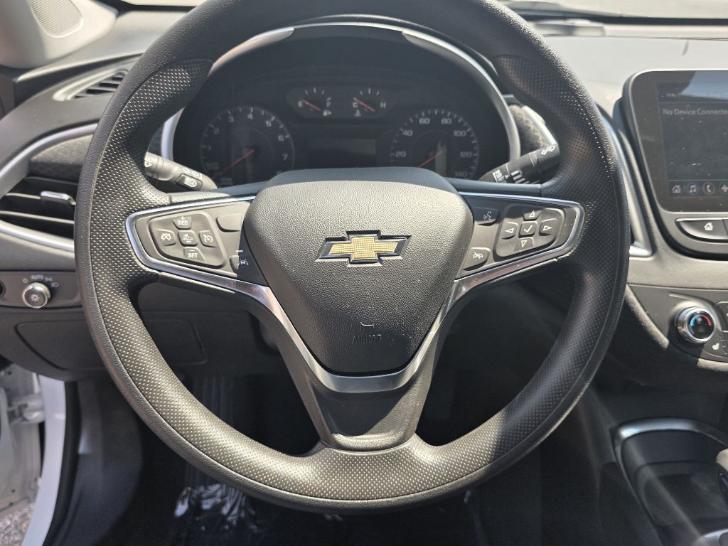 Photo 25 of this CHEVROLET MALIBU