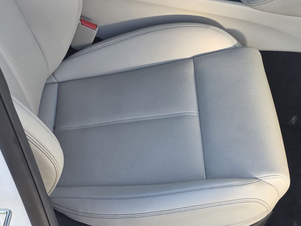 Photo 21 of this GENESIS G70