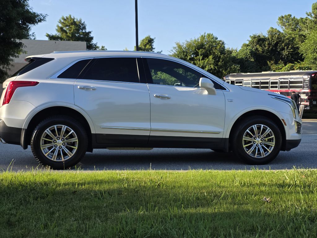 Photo 6 of this CADILLAC XT5