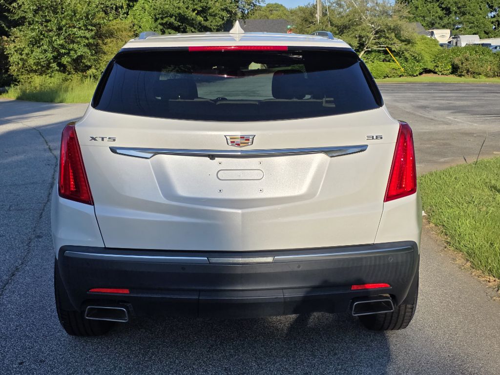 Photo 4 of this CADILLAC XT5