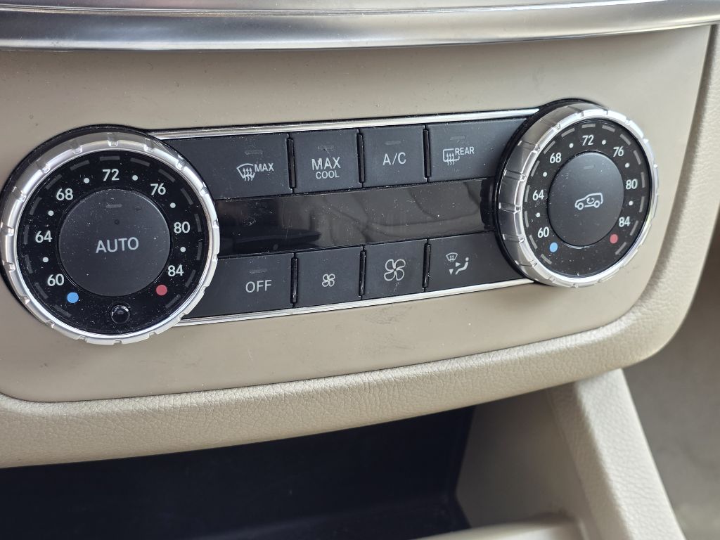 Photo 28 of this MERCEDES-BENZ ML