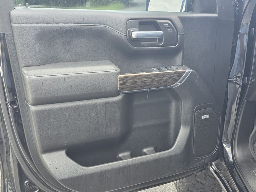 Photo 9 of this CHEVROLET SILVERADO 1500