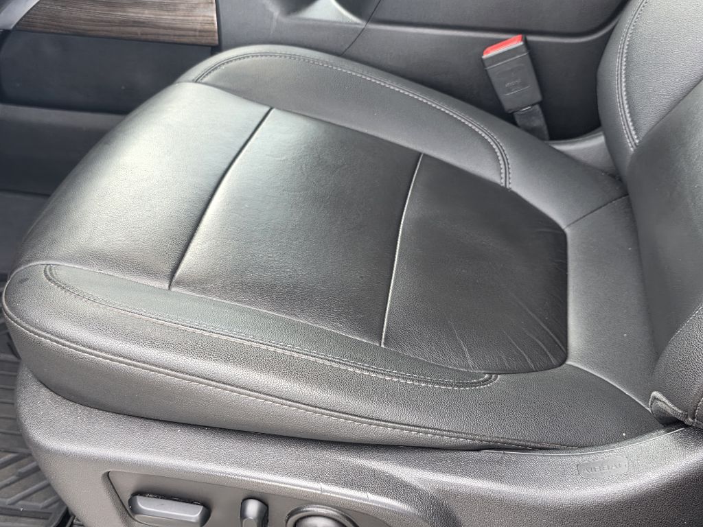 Photo 12 of this CHEVROLET SILVERADO 1500