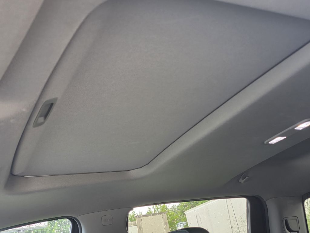 Photo 14 of this CHEVROLET SILVERADO 1500