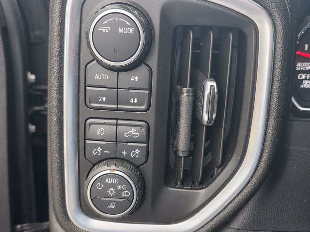 Photo 26 of this CHEVROLET SILVERADO 1500