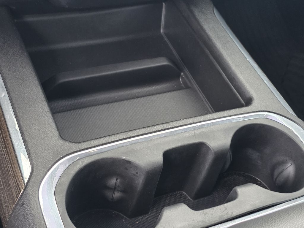 Photo 33 of this CHEVROLET SILVERADO 1500