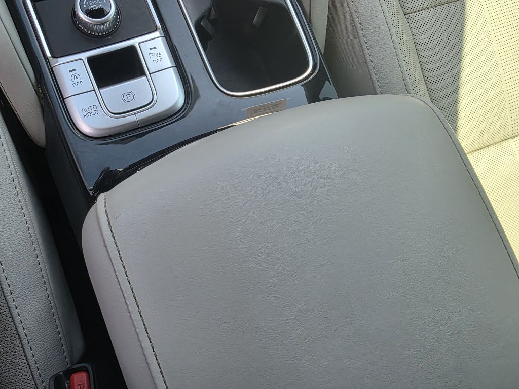 Photo 39 of this KIA TELLURIDE