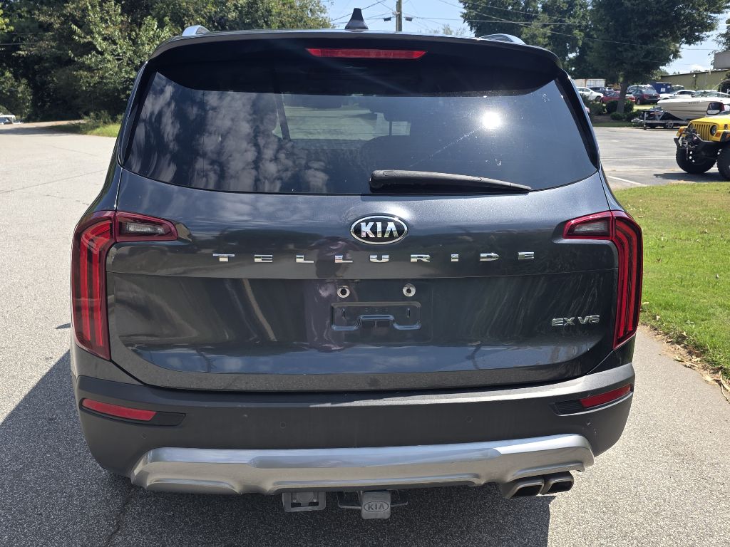 Photo 4 of this KIA TELLURIDE