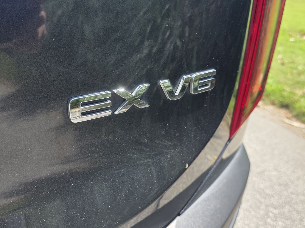Photo 6 of this KIA TELLURIDE