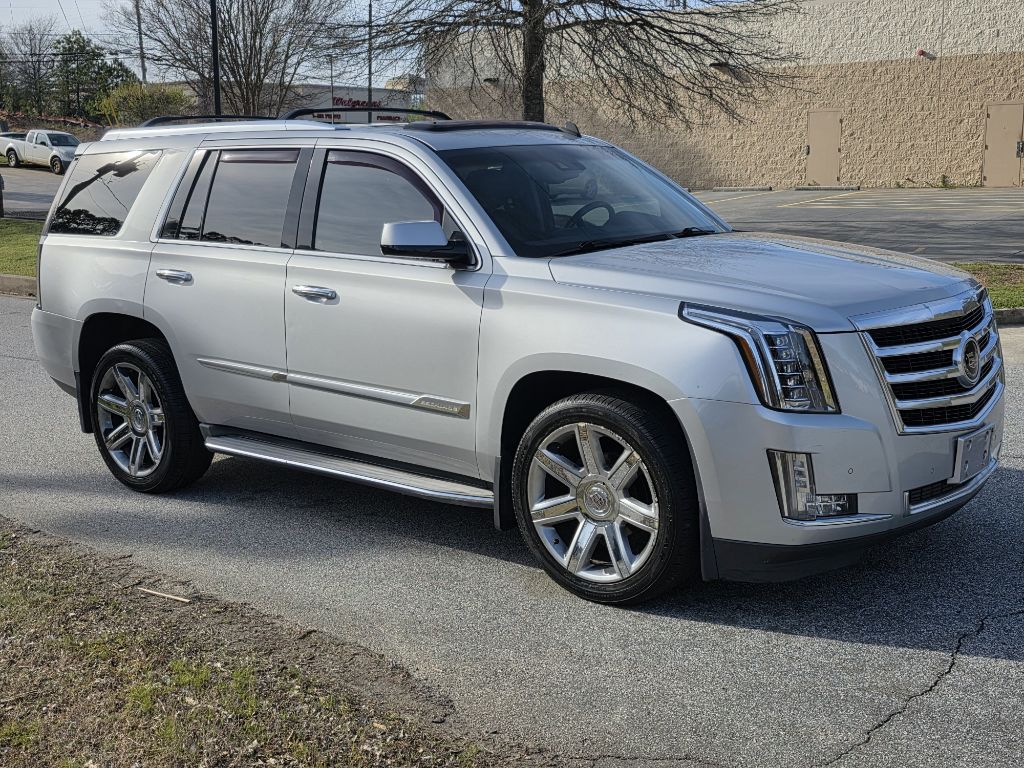 Photo 9 of this CADILLAC ESCALADE