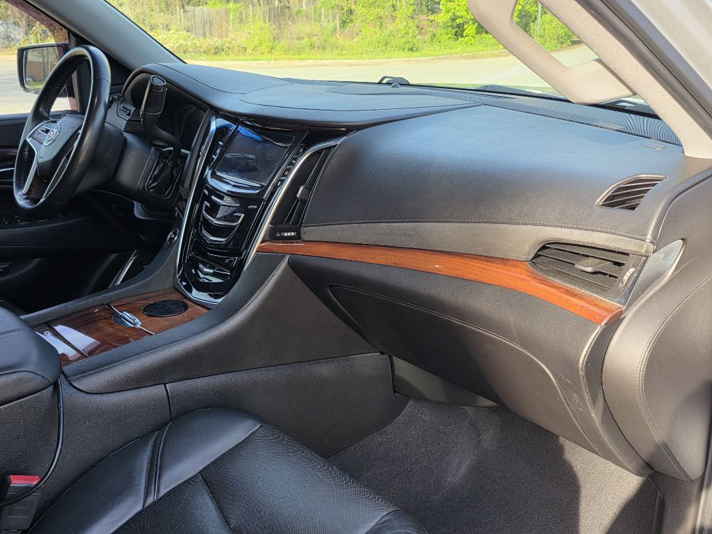 Photo 25 of this CADILLAC ESCALADE
