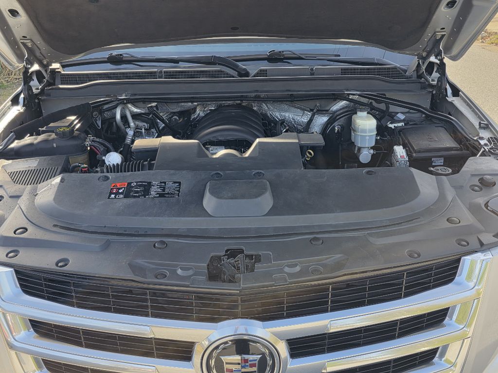 Photo 24 of this CADILLAC ESCALADE
