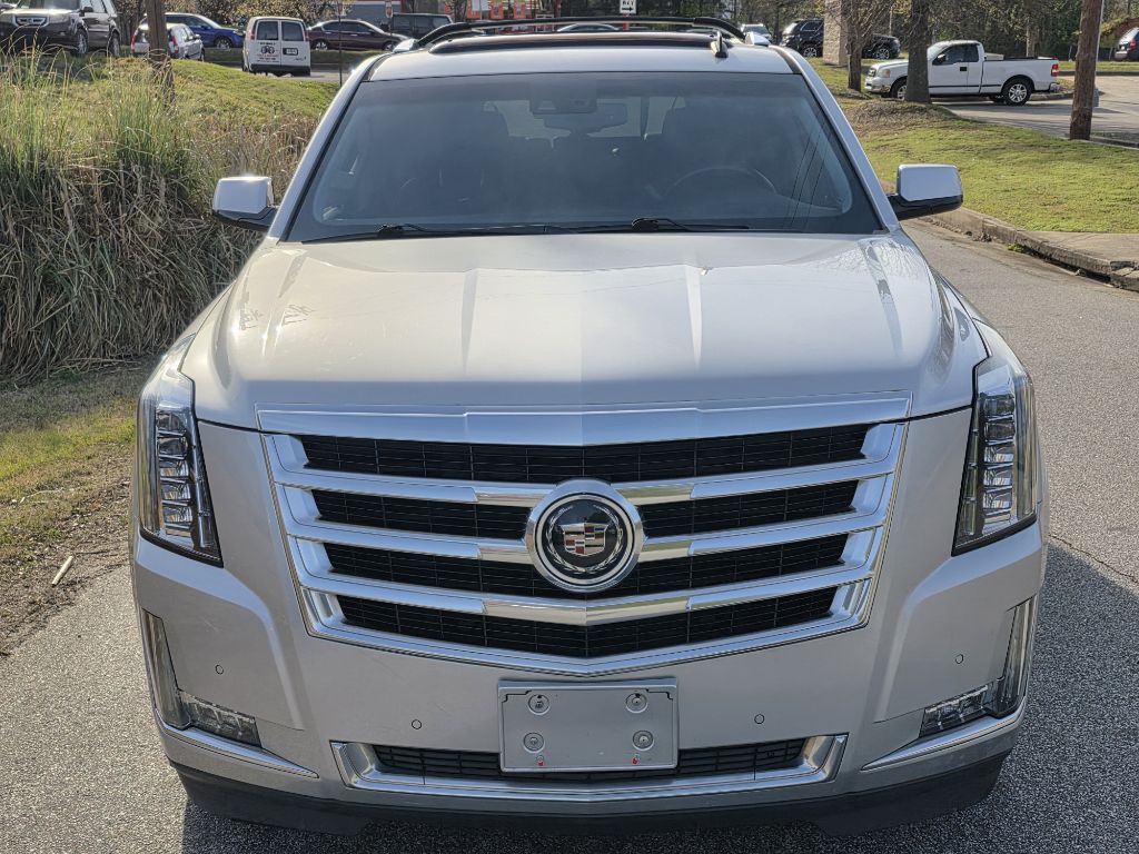 Photo 8 of this CADILLAC ESCALADE