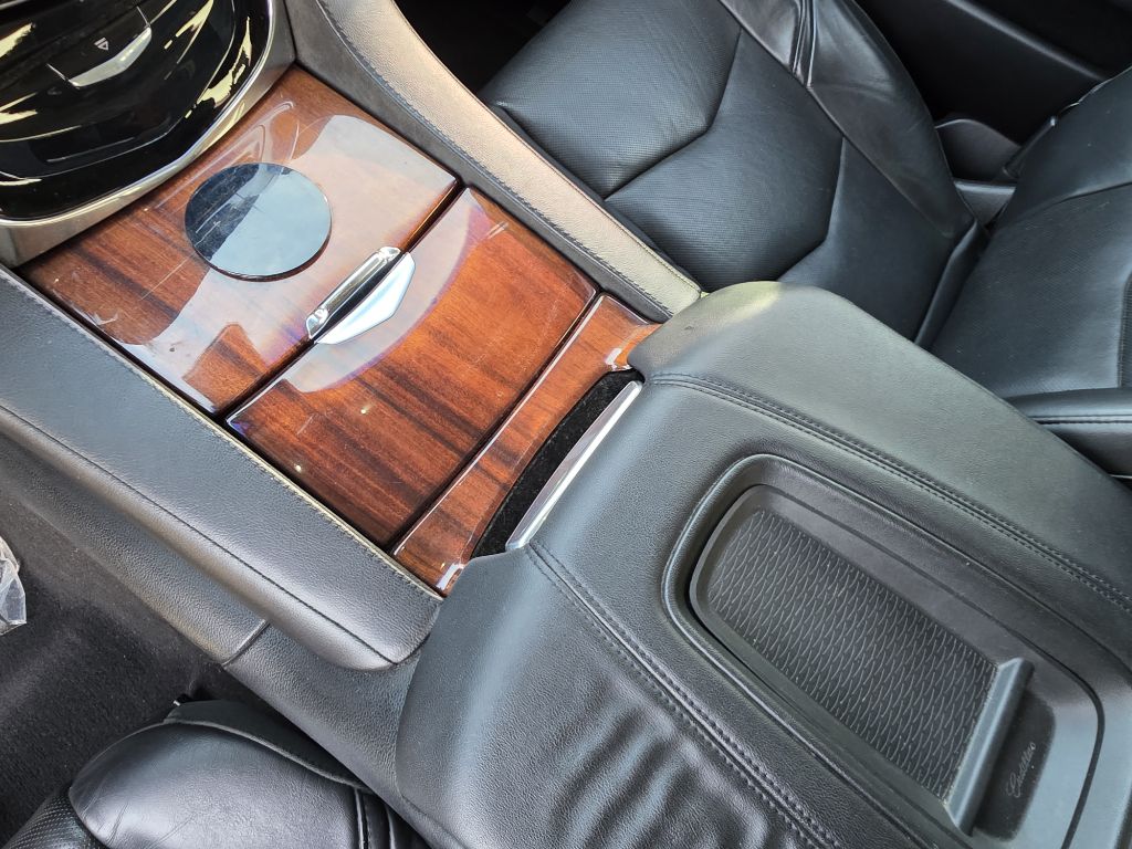 Photo 31 of this CADILLAC ESCALADE