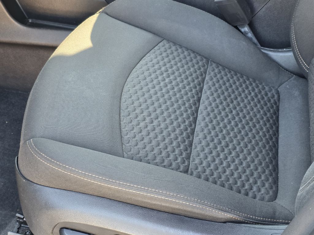 Photo 12 of this GMC TERRAIN