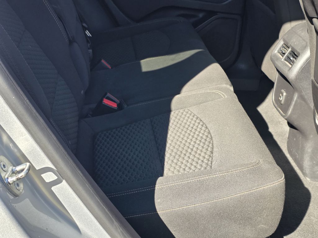 Photo 19 of this GMC TERRAIN