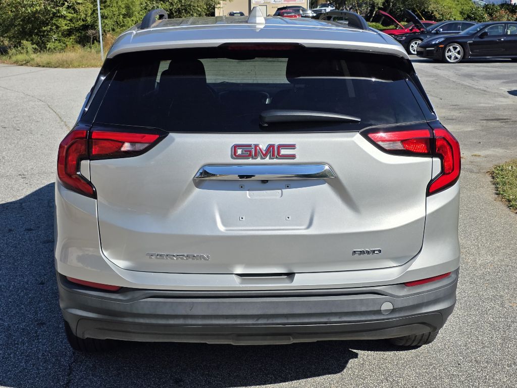 Photo 4 of this GMC TERRAIN