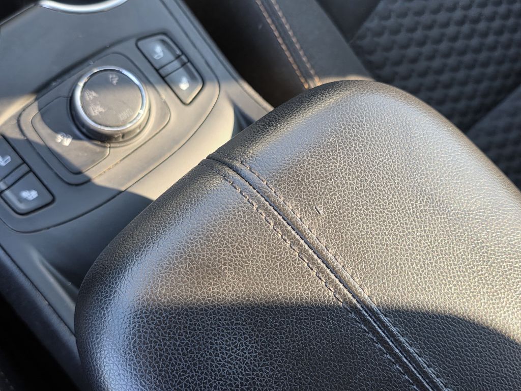 Photo 34 of this GMC TERRAIN