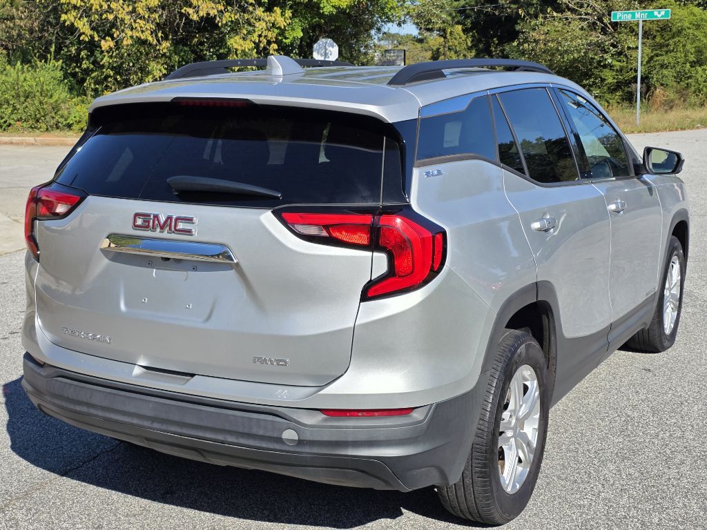 Photo 5 of this GMC TERRAIN