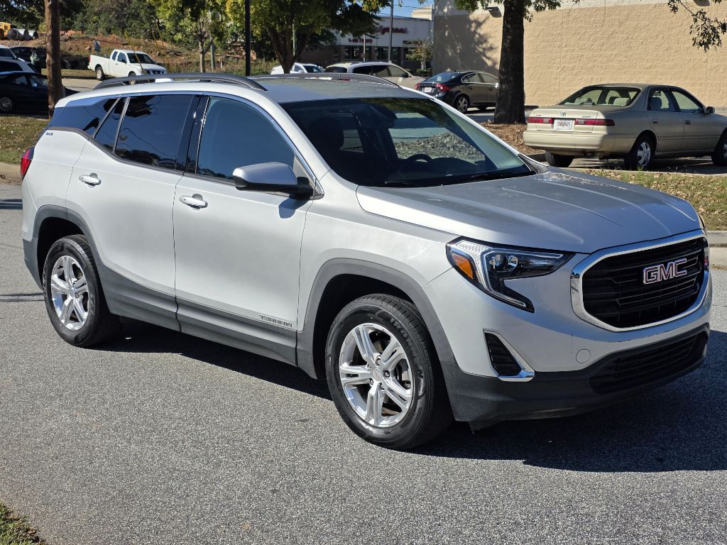 Photo 7 of this GMC TERRAIN