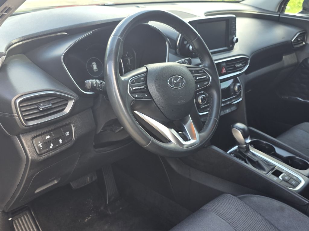 Photo 13 of this HYUNDAI SANTA FE