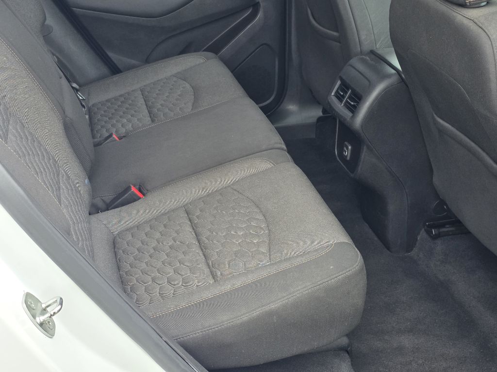 Photo 18 of this CHEVROLET EQUINOX