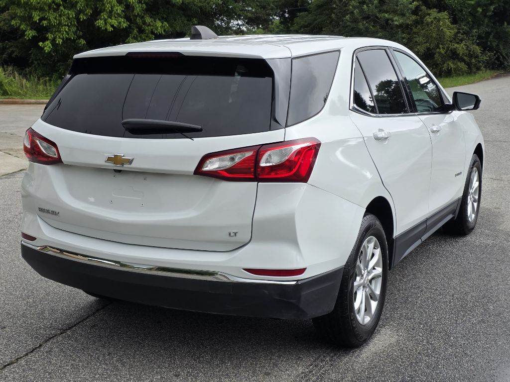 Photo 5 of this CHEVROLET EQUINOX