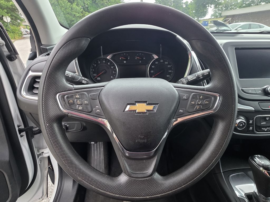 Photo 24 of this CHEVROLET EQUINOX